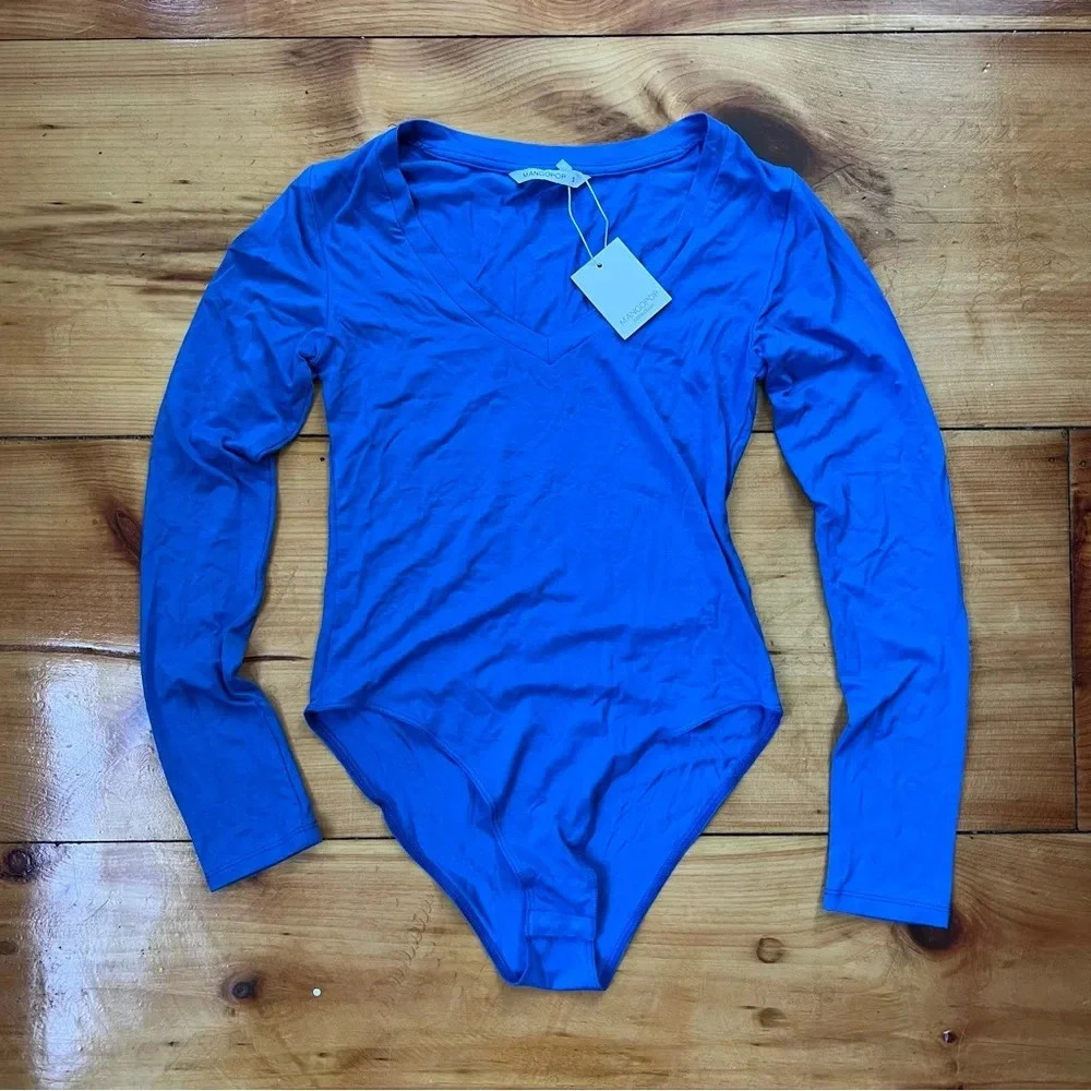 ***NWT**** Bundle Pack Bodysuits - Picture 2 of 12